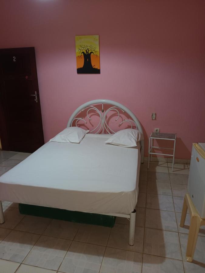 Hotel Badinca Alojamento Low Cost In Bissau Avenida Francisco Mendes Exteriér fotografie